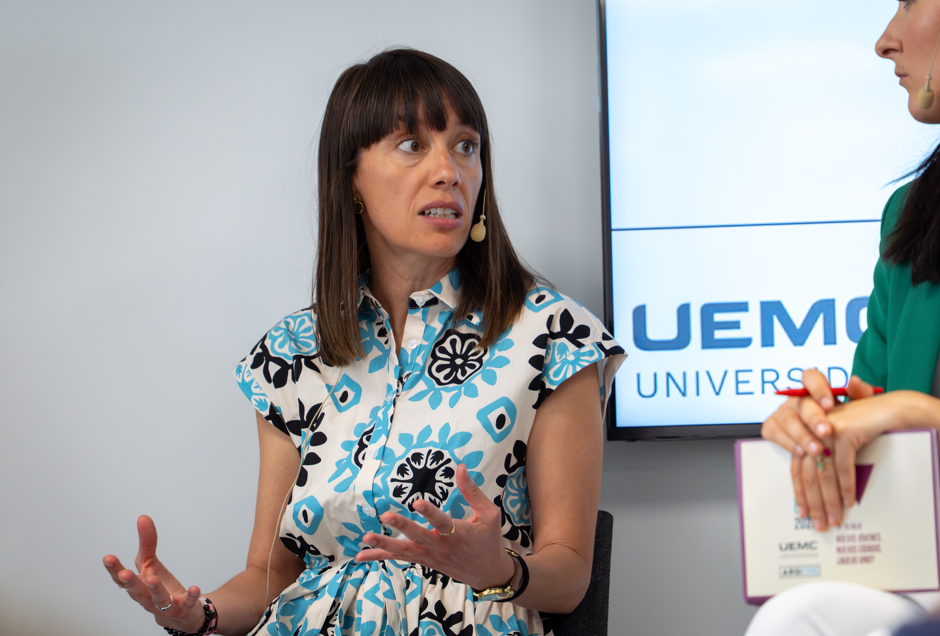 Vino Sin Alcohol en la Universidad Europea Miguel de Cervantes - UEMC - María Sevillano, directora técnica de Bodega Win Sin Alcohol